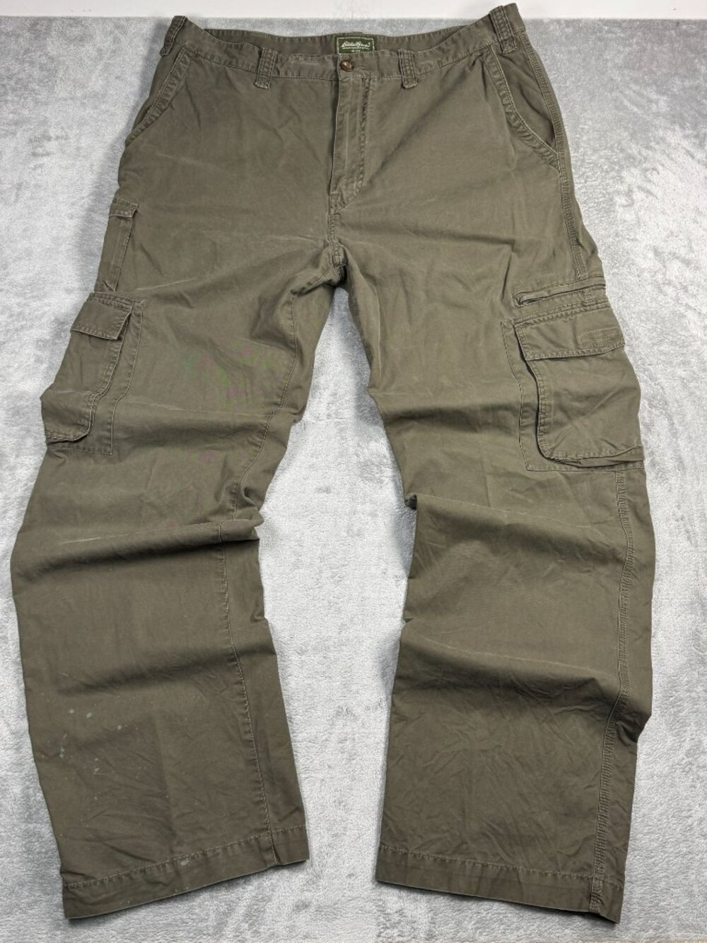 Eddie Bauer Green Baggy Wide Leg Cargo Pants Mens 38T Gorpcore Workwear Utility